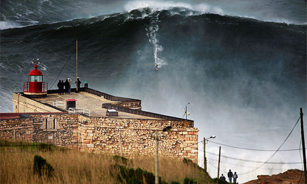 NAZARÈ BIG WAVE CHALLENGE